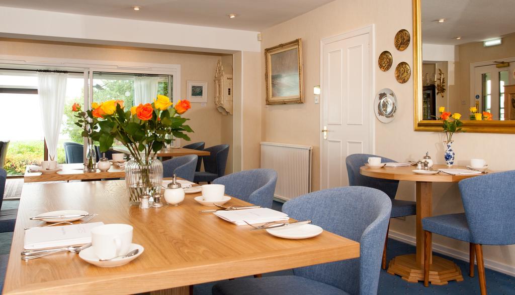 Sunny Brae Bed & Breakfast 네언 외부 사진