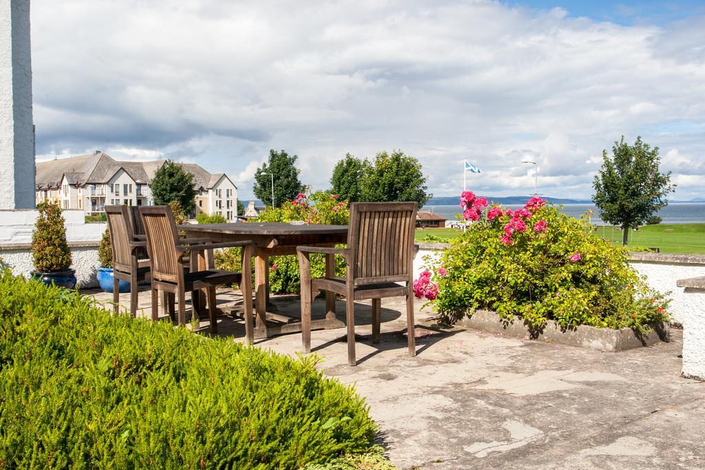 Sunny Brae Bed & Breakfast 네언 외부 사진